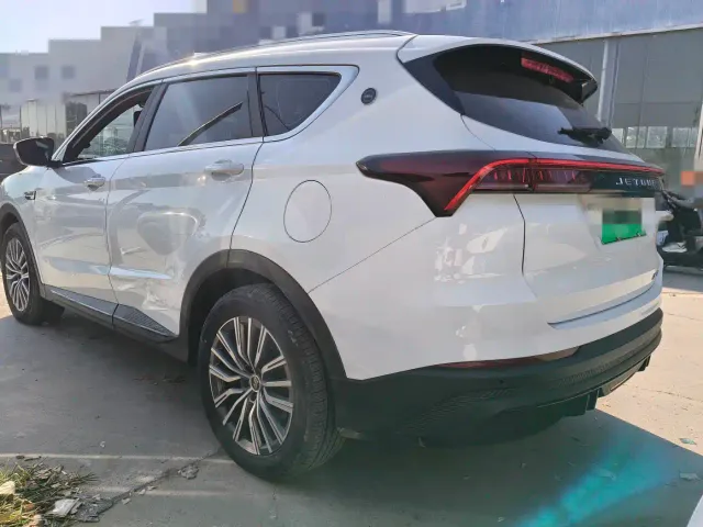 Jetour X70 C-DM — Фото автомобиля 9