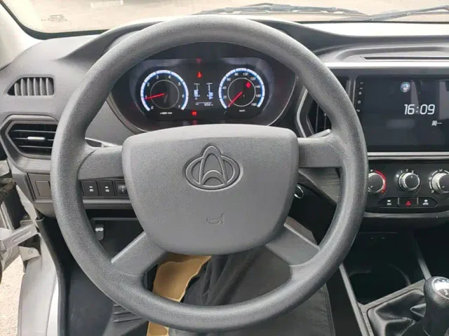 Changan Kaicheng Changan Ruixing M60 2023 1.5L GDI Comfort Bus 6/7 Seater — Фото автомобиля 10