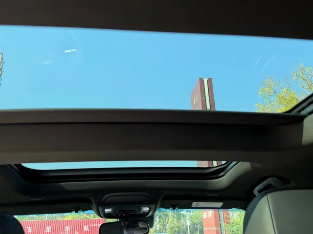 Cadillac CT5 — Фото автомобиля 9