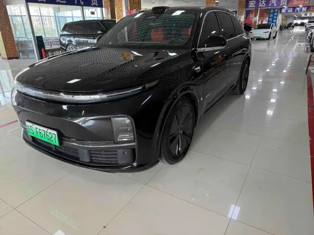 Li Auto L7 — Фото автомобиля 2