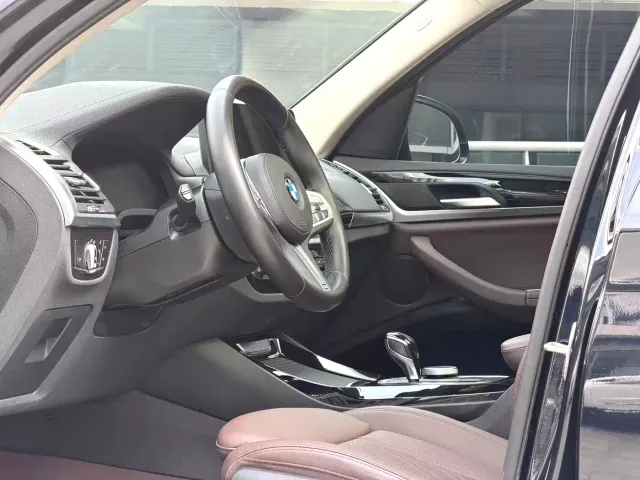 BMW X3 — Фото автомобиля 4