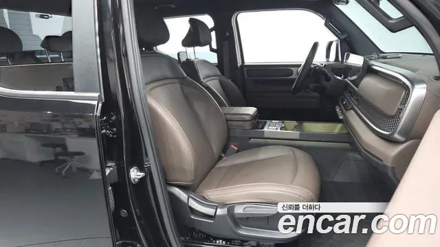 Kia Tasman Tasman 2.5T Бензин 4WD — Фото автомобиля 9