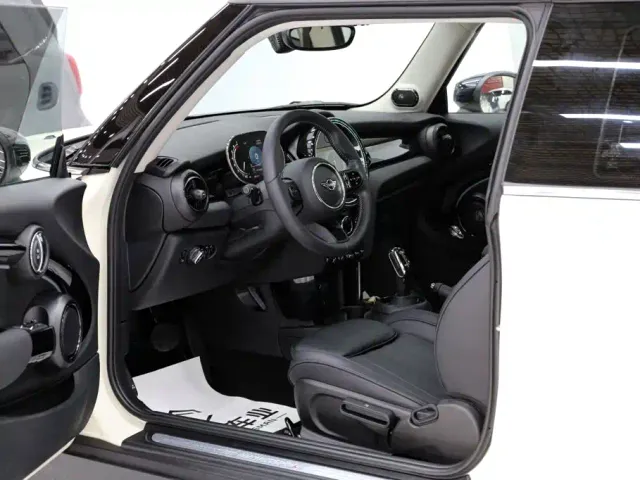 MINI Hatch — Фото автомобиля 5
