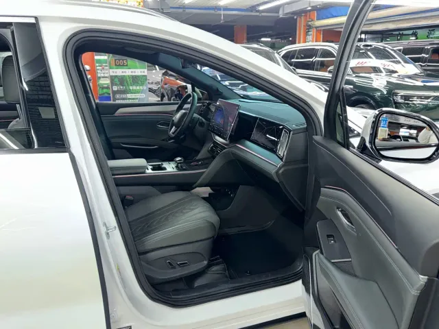 BYD Song L DM-i — Фото автомобиля 16