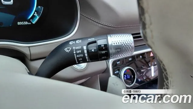 Genesis GV80 — Фото автомобиля 30