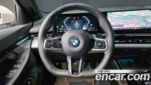 BMW 5-Series — Фото автомобиля 12