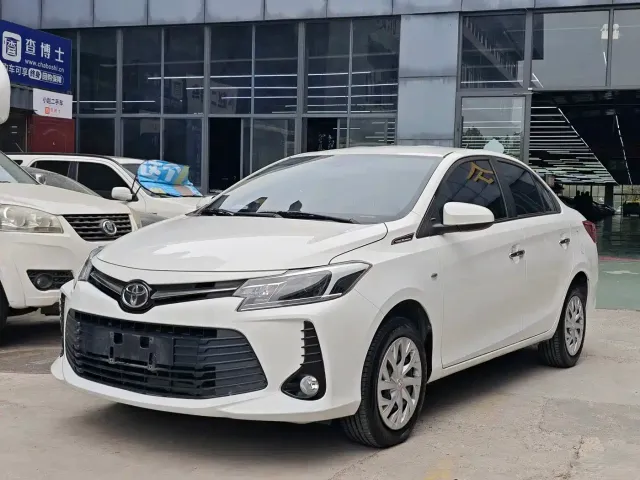 Фотография автомобиля — Toyota Vios