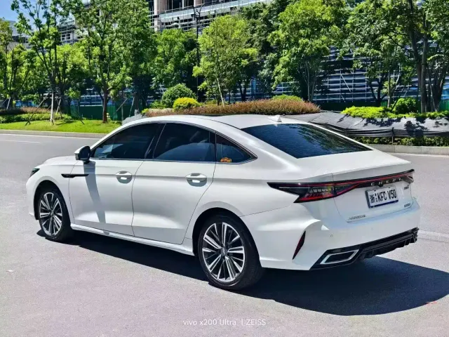 Chery Arrizo 8 — Фото автомобиля 7
