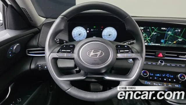 Hyundai AVANTE Новый Avante (CN7) — Фото автомобиля 14
