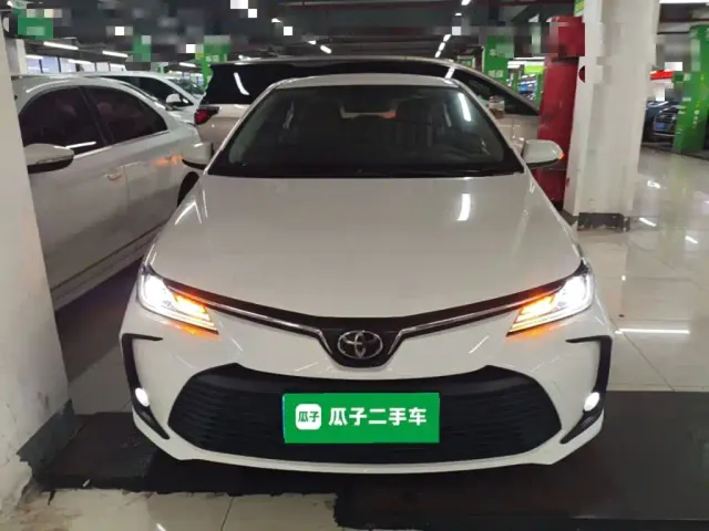 Toyota Corolla — Фото автомобиля 2