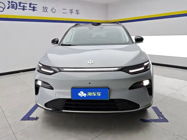 Leapmotor C11 — Фото автомобиля 2