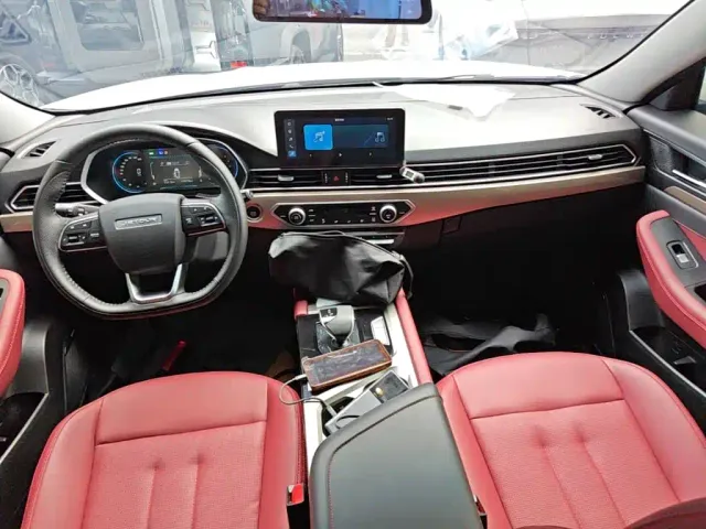 Jetour X70 — Фото автомобиля 9