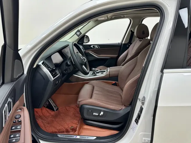 BMW X5 — Фото автомобиля 10