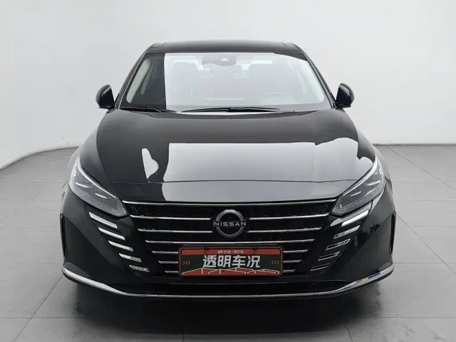 Nissan Teana — Фото автомобиля 3