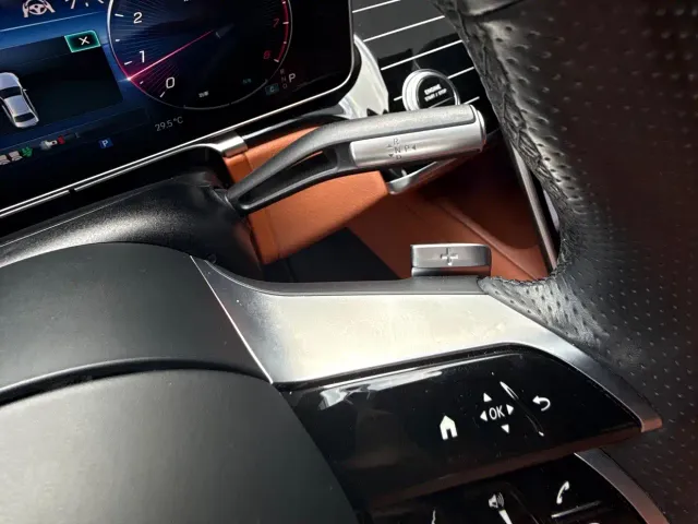 Mercedes-Benz S-Class — Фото автомобиля 12