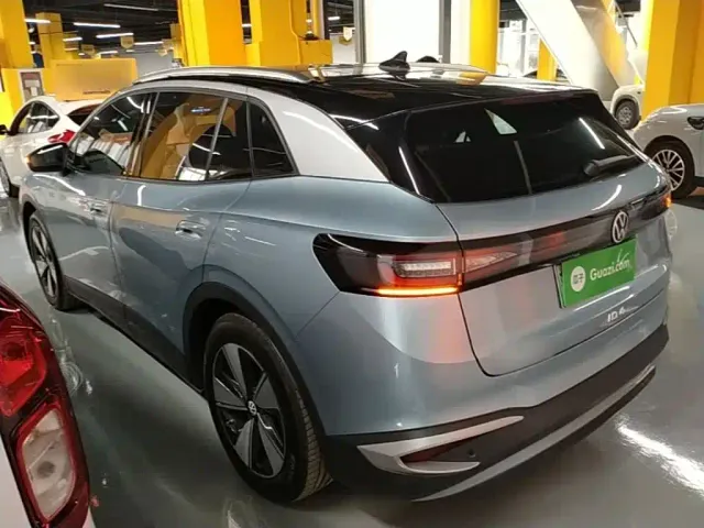 Volkswagen ID.4 X — Фото автомобиля 4