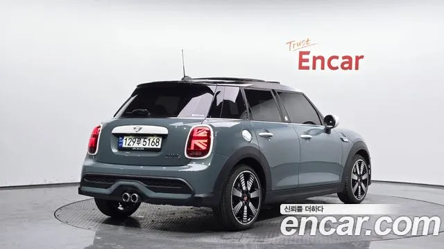 Mini Cooper — Фото автомобиля 2