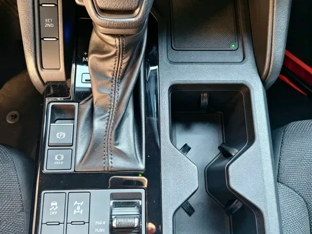 Toyota Prado — Фото автомобиля 18