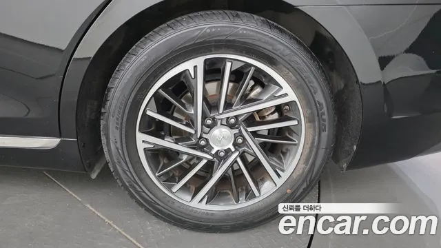 Hyundai Grandeur Новый Grandeur IG 3.0 LPi (Для проката) — Фото автомобиля 21