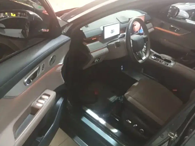 Chery Tiggo 8 PLUS — Фото автомобиля 15