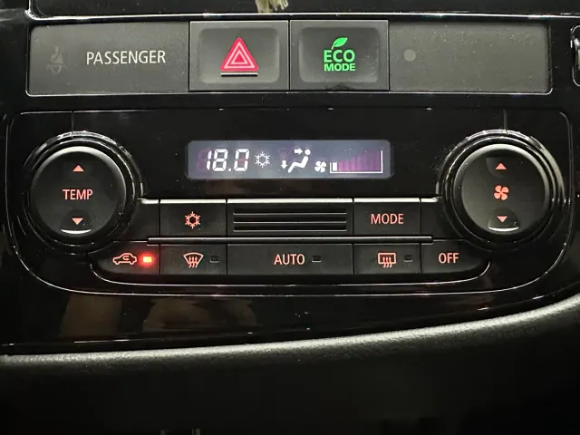 Mitsubishi Outlander — Фото автомобиля 15