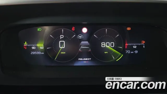 Peugeot 308 — Фото автомобиля 8