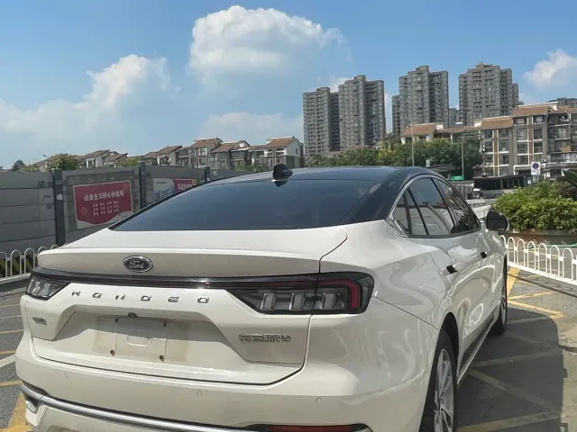 Ford Mondeo 2022 EcoBoost 245 Fashion Edition — Фото автомобиля 9