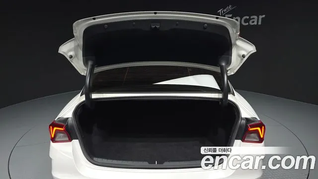 Kia K5 Prestige — Фото автомобиля 19