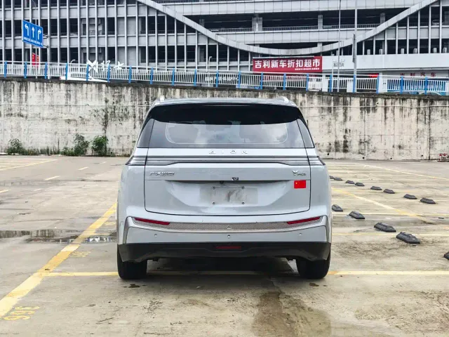 GAC Aion Y — Фото автомобиля 5