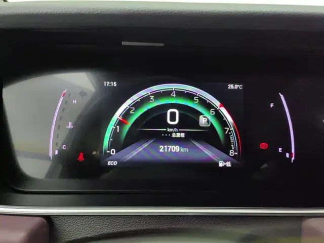 GAC Trumpchi M6 — Фото автомобиля 14