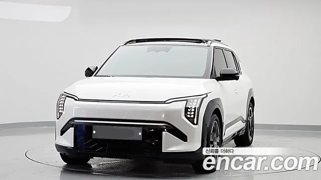 Фотография автомобиля — Kia EV3