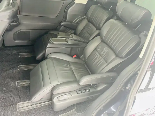 Honda Odyssey — Фото автомобиля 10