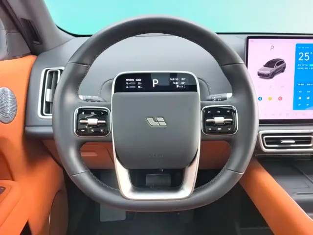 Li Auto L8 — Фото автомобиля 8