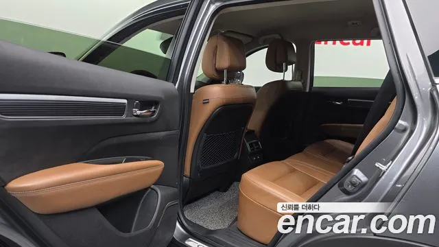Renault-KoreaSamsung QM6 Новый QM6 2.0 GDe RE Signature 2WD — Фото автомобиля 16