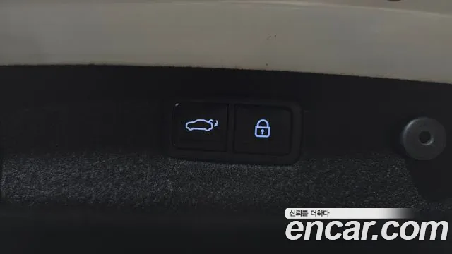 Genesis G70 Новый G70 Бензин 2.5T 2WD — Фото автомобиля 15