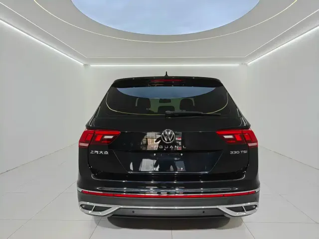Volkswagen Tiguan L — Фото автомобиля 5