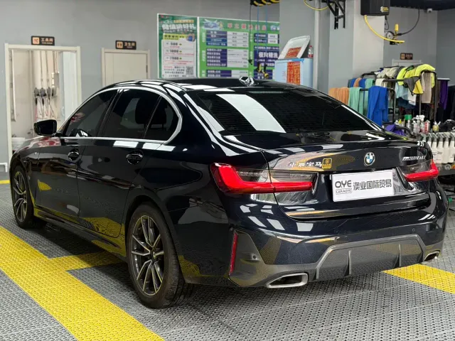 BMW 3 Series — Фото автомобиля 4