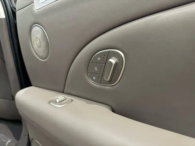 IM Motors LS6 — Фото автомобиля 11
