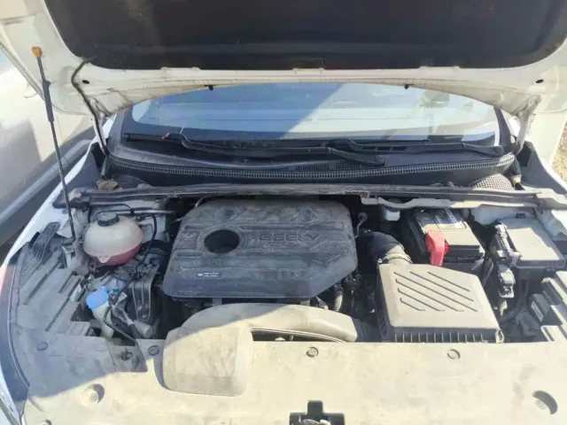 Geely Emgrand S — Фото автомобиля 3