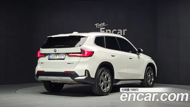 BMW X1 — Фото автомобиля 2