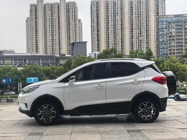 BYD Yuan Pro — Фото автомобиля 5