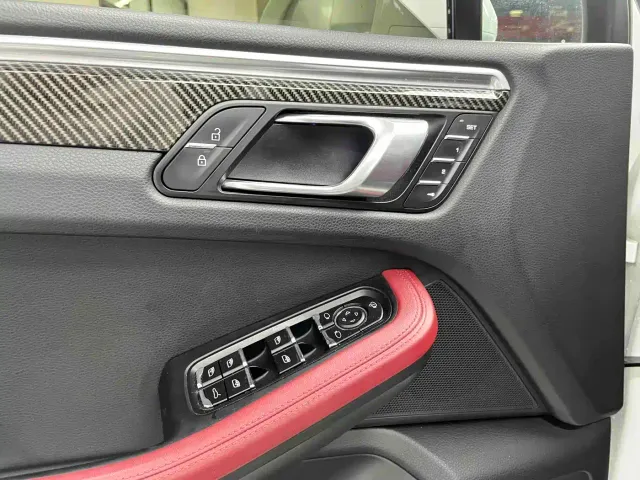 Porsche Macan — Фото автомобиля 20