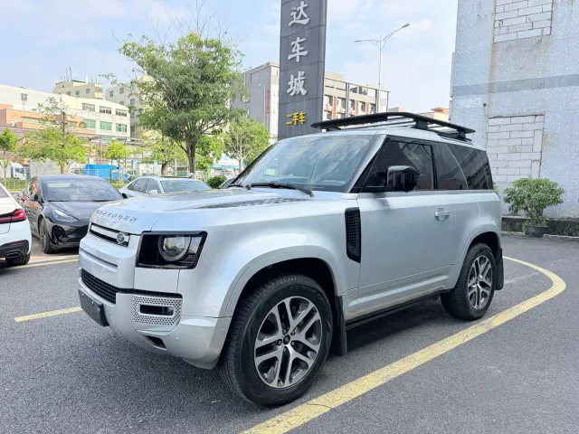 Фотография автомобиля — Land Rover Defender