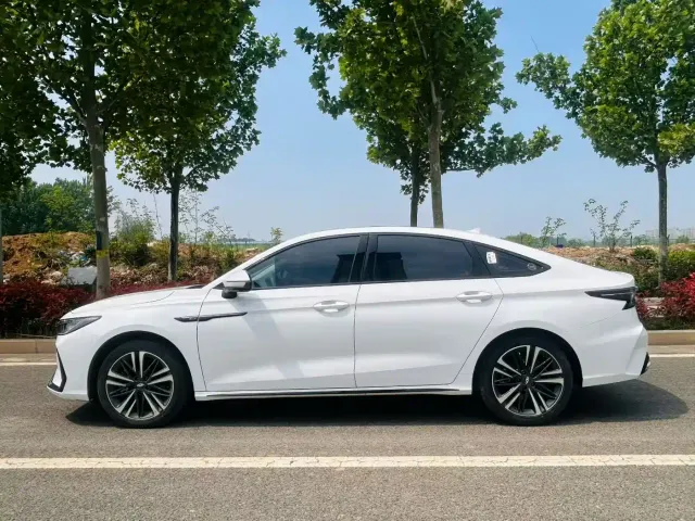Chery Arrizo 8 — Фото автомобиля 3