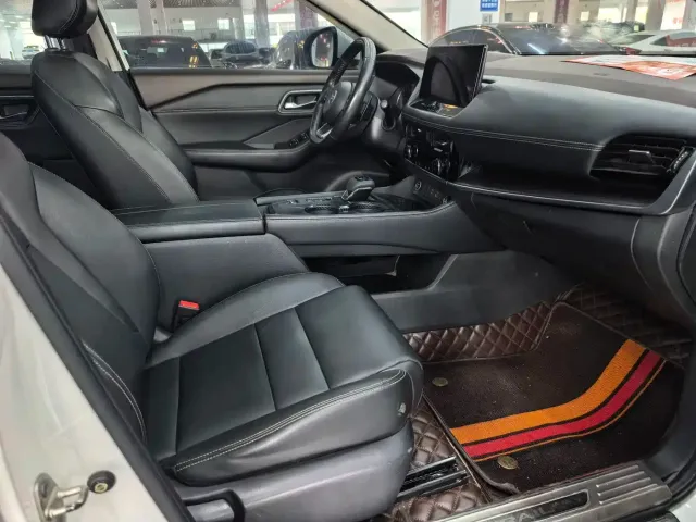 Nissan X-Trail — Фото автомобиля 14