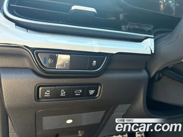Kia Carnival Generation 4 — Фото автомобиля 17