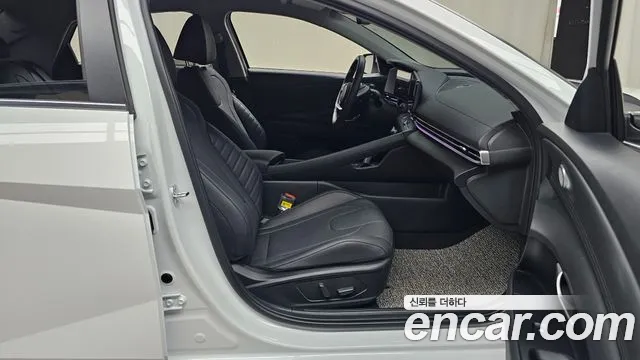 Hyundai Avante CN7 — Фото автомобиля 16