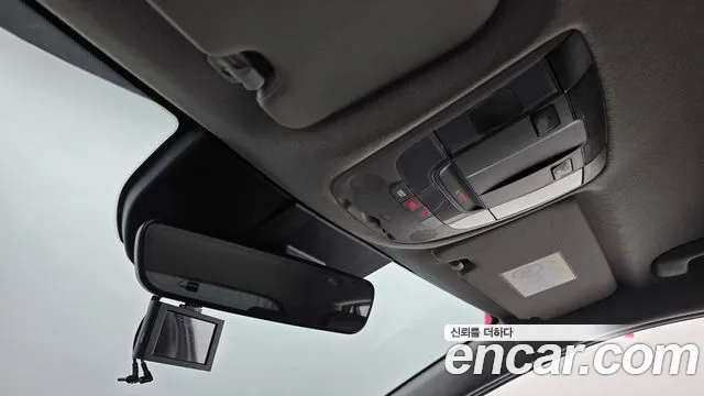 Kia Niro Niro (New) — Фото автомобиля 19