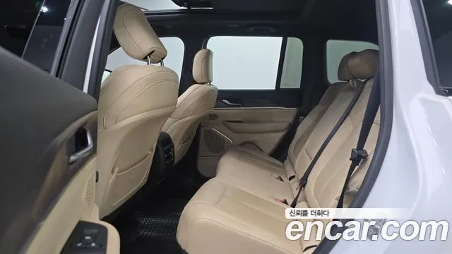 Jeep Cherokee Grand Cherokee(WL) 3.6 Limited — Фото автомобиля 12