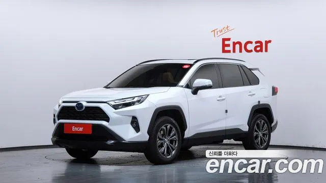 Фотография автомобиля — Toyota RAV4 Generation 5